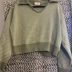 Universal Thread Olive Striped V-Neck Sweater